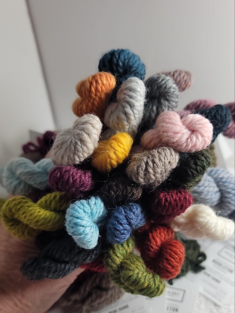 Blue Sky Fibers Woolstok Bundle 27 Mini Hanks - Multicolor NWT - Picture 4 of 7